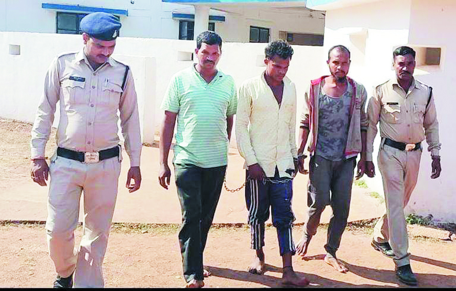 मारपीट कर हत्या करने वाले 3 आरोपी बंदी, एक फरार