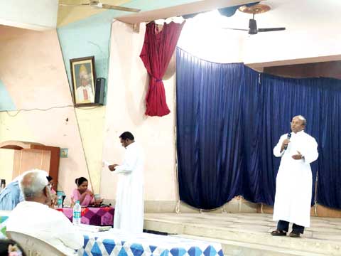 छत्तीसगढ़ में क्रिसमस महोत्सव प्रारंभ छत्तीसगढ़ में क्रिसमस महोत्सव प्रारंभ