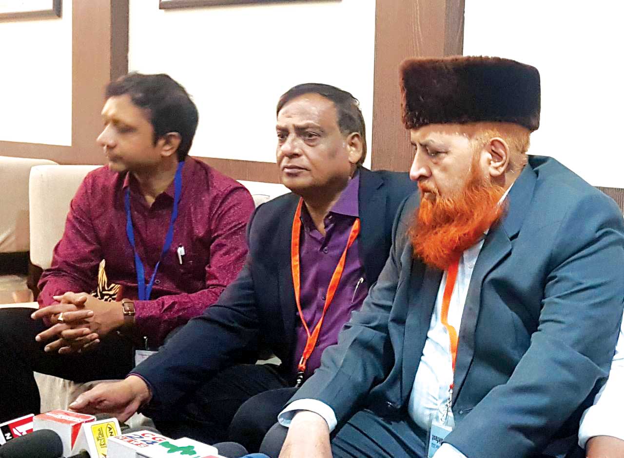 डॉक्टर्स बोले- बच्चों का पेट दर्द हल्के में लेकर लोग मालिश करा देते हैं, इससे सर्जरी की नौबत आती है डॉक्टर्स बोले- बच्चों का पेट दर्द हल्के में लेकर लोग मालिश करा देते हैं, इससे सर्जरी की नौबत आती है