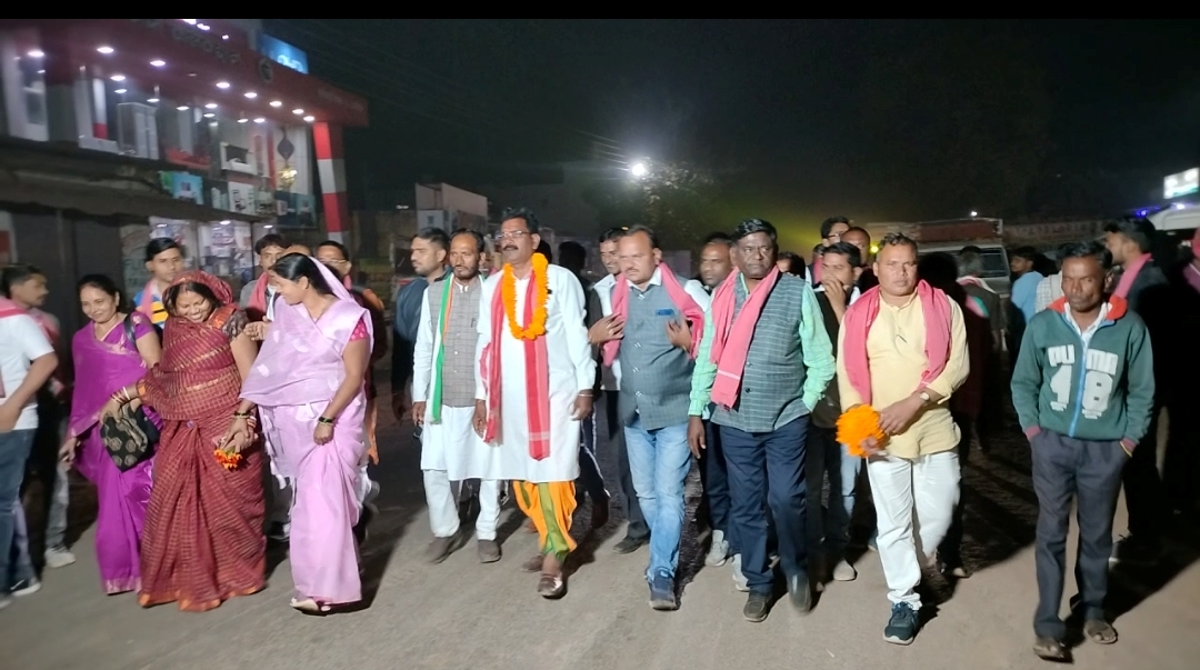 सम्मान यात्रा में रामविलास का भव्य स्वागत