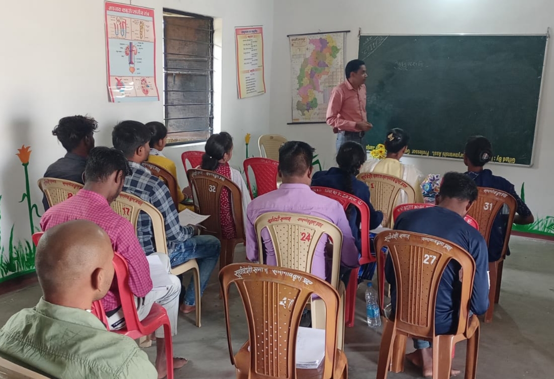 औद्योगिक इकाइयों में भी रोजगार के वृहद अवसर उपलब्ध-राजशेखर