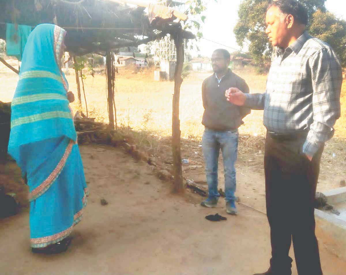 जल जीवन मिशन के कार्यों का कलेक्टर ने किया निरीक्षण जल जीवन मिशन के कार्यों का कलेक्टर ने किया निरीक्षण