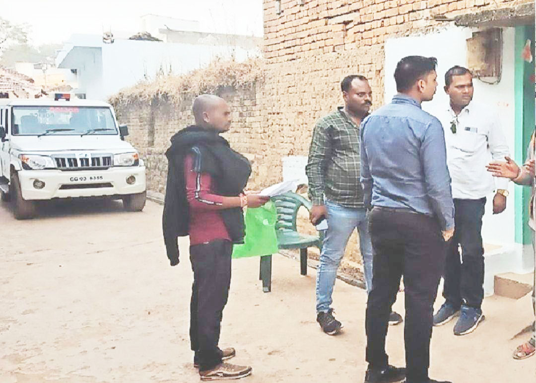 अश्लील वीडियो देखकर 10 साल की बच्ची से रेप, फिर फांसी पर लटकाया अश्लील वीडियो देखकर 10 साल की बच्ची से रेप, फिर फांसी पर लटकाया