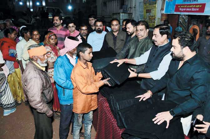 निशुल्क कंबल वितरण की सेवा