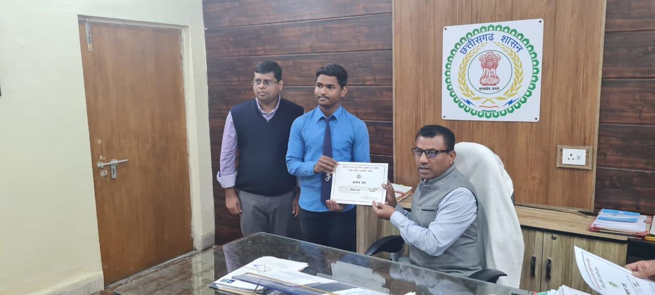 मतदाता सूची में नाम जोडऩे प्रशिक्षण