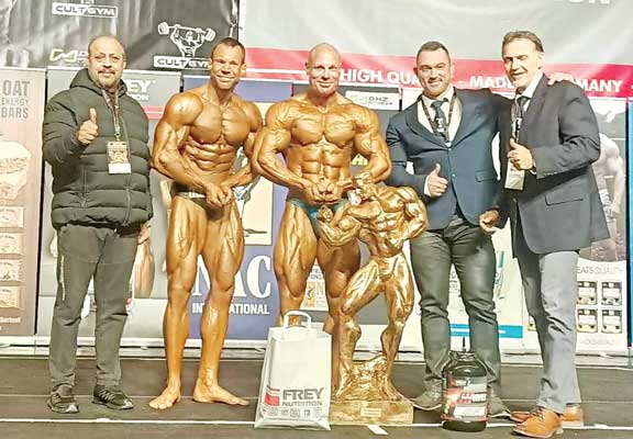 यूनिवर्स बॉडीबिल्डिंग 2025 में भारत में कराने का दावा