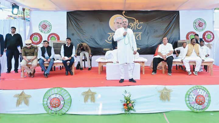 भेंट मुलाकात : सीएम ने जानी सरकारी योजनाओं की जमीनी हकीकत भेंट मुलाकात : सीएम ने जानी सरकारी योजनाओं की जमीनी हकीकत