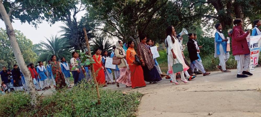 महिला उत्पीडऩ से बचाने निकाली जागरूकता रैली