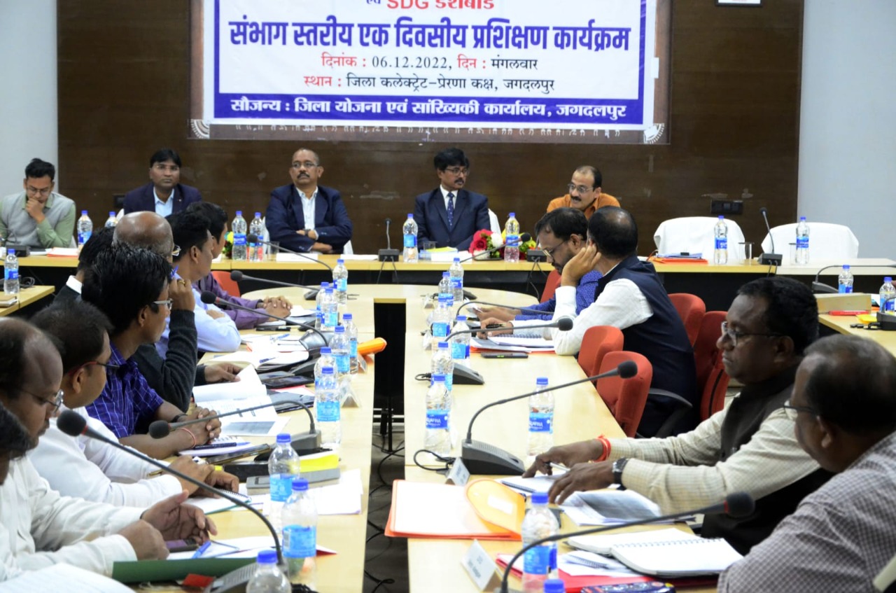 सही निगरानी से योजनाएं होंगी सफल-अनूप