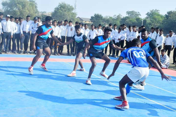 युवा महोत्सव में सभी आयु वर्गों को मिल रहा एक बेहतर मौका-चन्द्रदेव राय युवा महोत्सव में सभी आयु वर्गों को मिल रहा एक बेहतर मौका-चन्द्रदेव राय