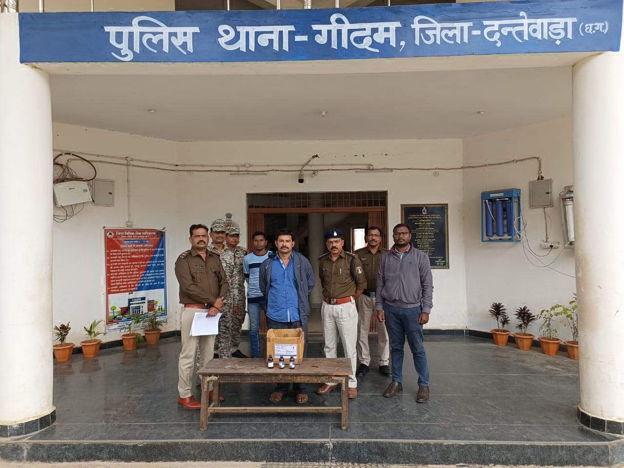 नशीली दवाईयों संग एक गिरफ्तार नशीली दवाईयों संग एक गिरफ्तार