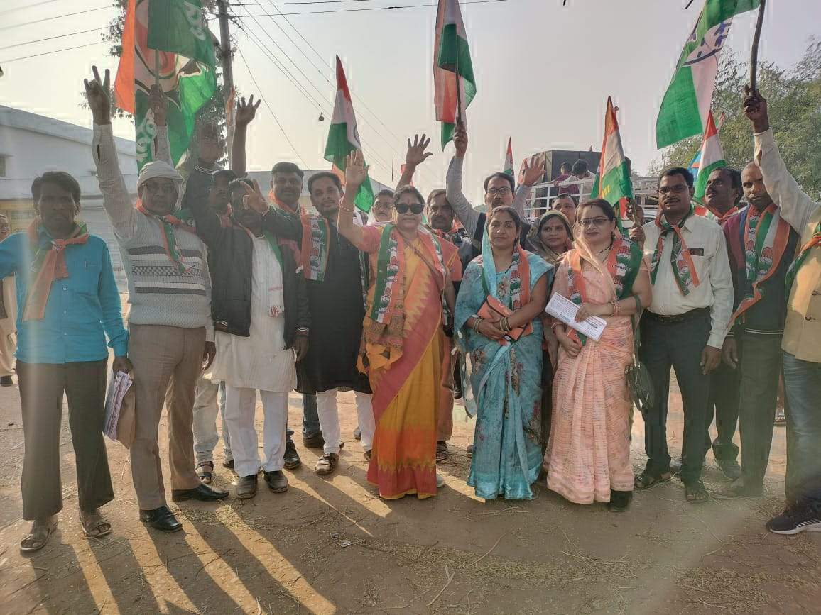 मगरलोड में भी भारत जोड़ो पदयात्रा, सिहावा विधायक हुईं शामिल