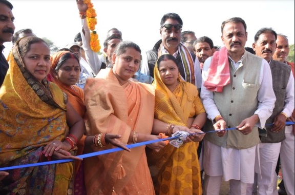 धान बेचने नहीं जाना पड़ेगा किसानों को दूर - छन्नी धान बेचने नहीं जाना पड़ेगा किसानों को दूर - छन्नी