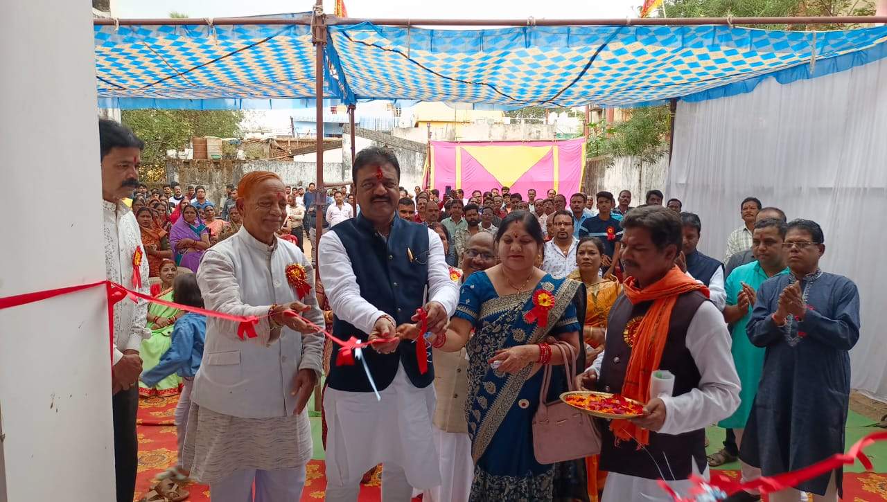 रेखचंद ने देवांगन समाज के नवनिर्मित भवन का किया लोकार्पण