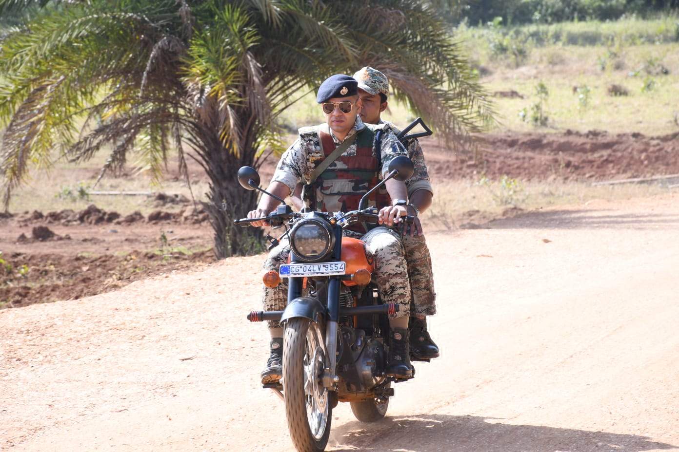 एसपी ने मारजूम सडक़ निर्माण का लिया जायजा