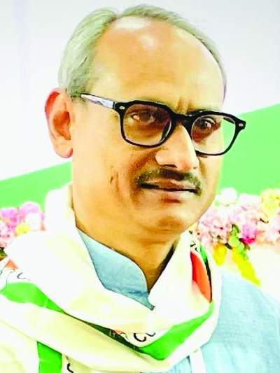आम लोगों की जेब में डाका डालेगी वंदेभारत एक्सप्रेस - शाहिद आम लोगों की जेब में डाका डालेगी वंदेभारत एक्सप्रेस - शाहिद