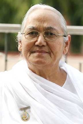 ब्रह्माकुमारी कमला दीदी को दी श्रद्धांजलि