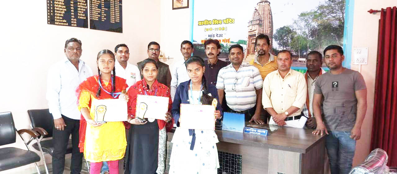 नगर का नाम रौशन करने वाले खिलाडिय़ों का सम्मान