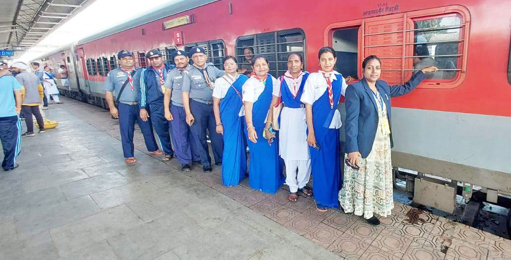 दक्षिण भारत की यात्रा कर लौटे स्काउट्स-गाइड्स