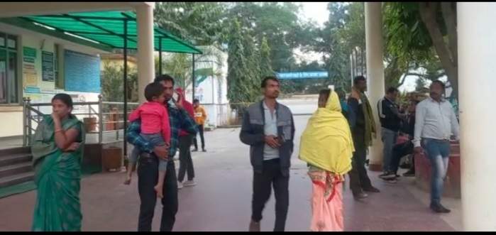 तार में कपड़ा सूखाते करंट से गर्भवती की मौत