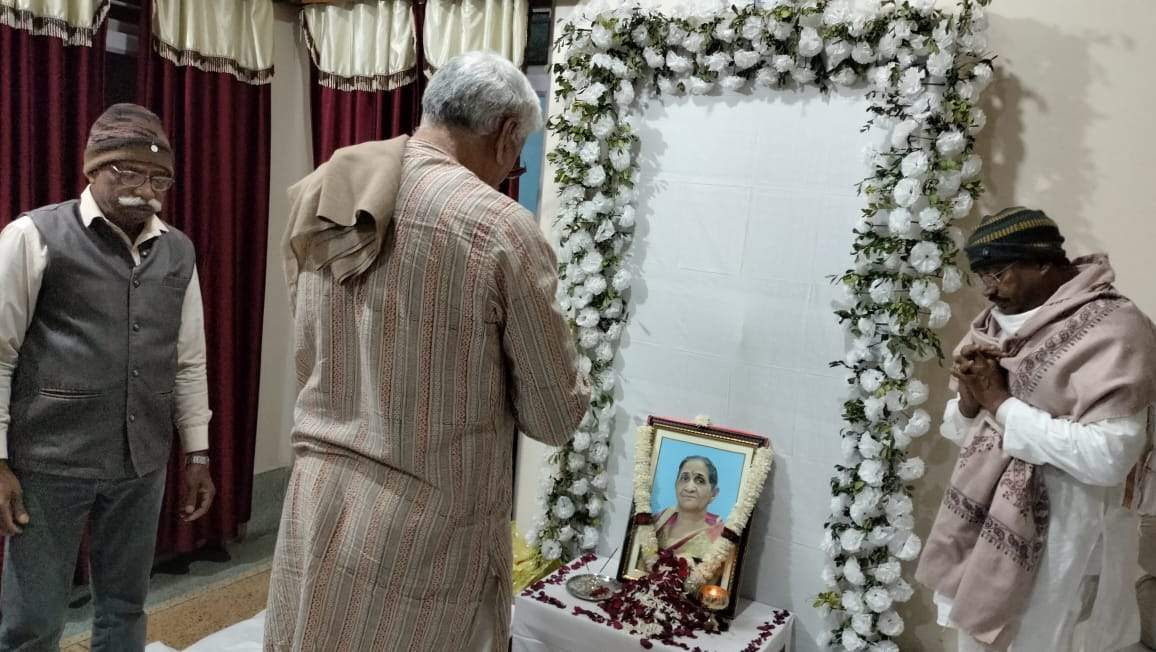 स्वास्थ्य मंत्री एवं युवा के अध्यक्ष ने शोकाकुल परिवार से की मुलाकात