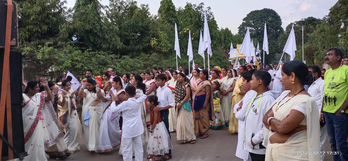 सतनामी समाज ने निकाली प्रभात फेरी