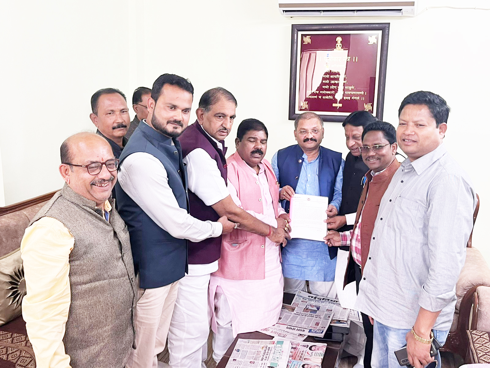 सुपर स्पेशिलिटी अस्पताल जल्द निर्माण की मांग