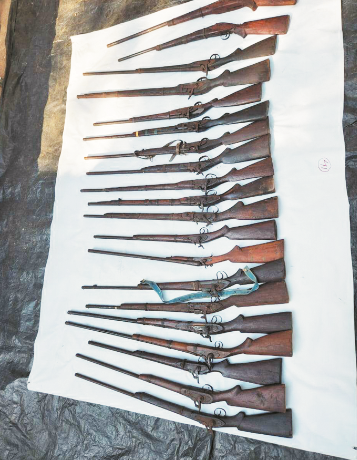 गढ़चिरौली में पखवाड़ेभर के भीतर 68 भरमार बंदूक ग्रामीणों ने किए जमा