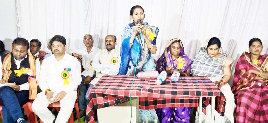 सत्य को पहचान कर सत्य  की राह में चले- गीता