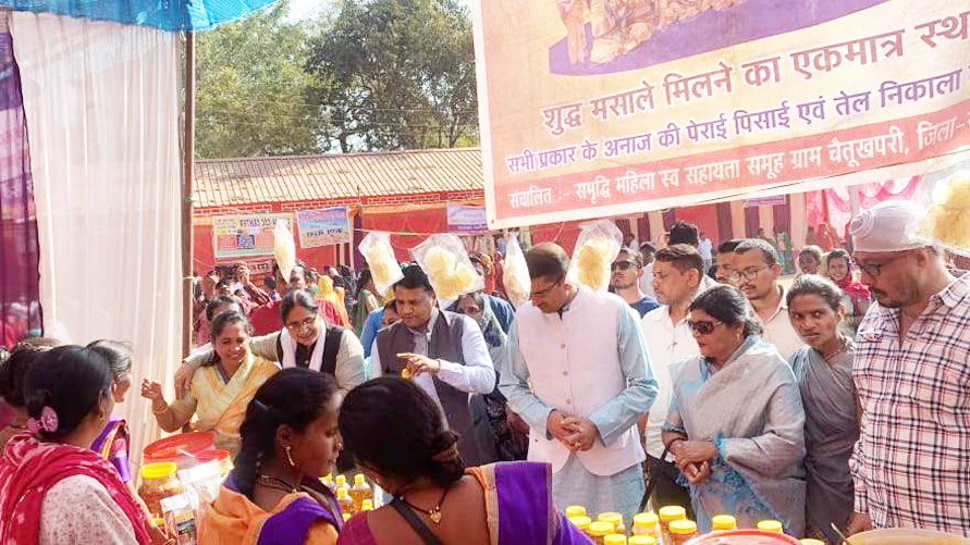 146 महिलाओं ने दिखाया अपने हुनर का जादू 146 महिलाओं ने दिखाया अपने हुनर का जादू