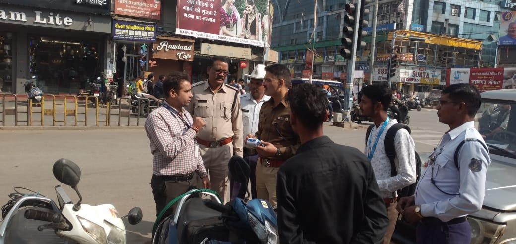 ई- चालान डिवाइस से कार्रवाई शुरू, पहले दिन 260 चालान