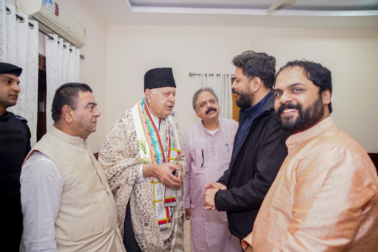 आतंकवाद और नक्सलवाद का हल सिर्फ चर्चा से-फारूख अब्दुल्ला