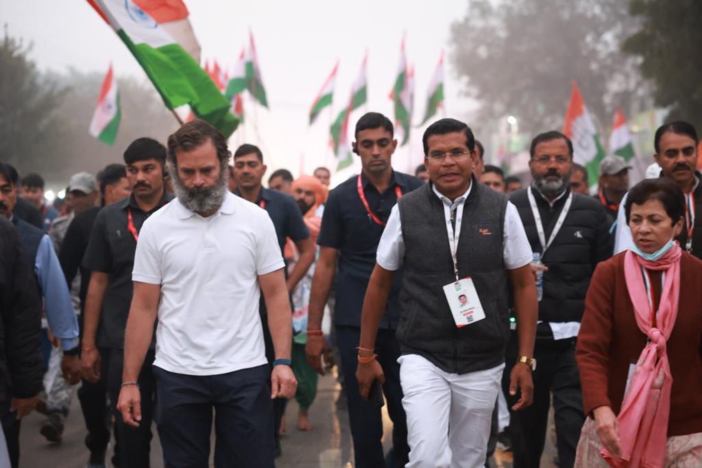 चीन से आने वाले यात्रियों को दिल्ली में ही क्वारंटाइन करे केन्द्र-सीएम