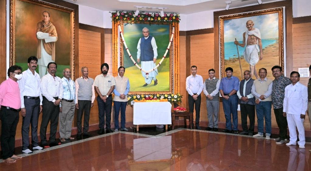 शुचिता के लिए जाने जाएंगे अटलजी-बघेल