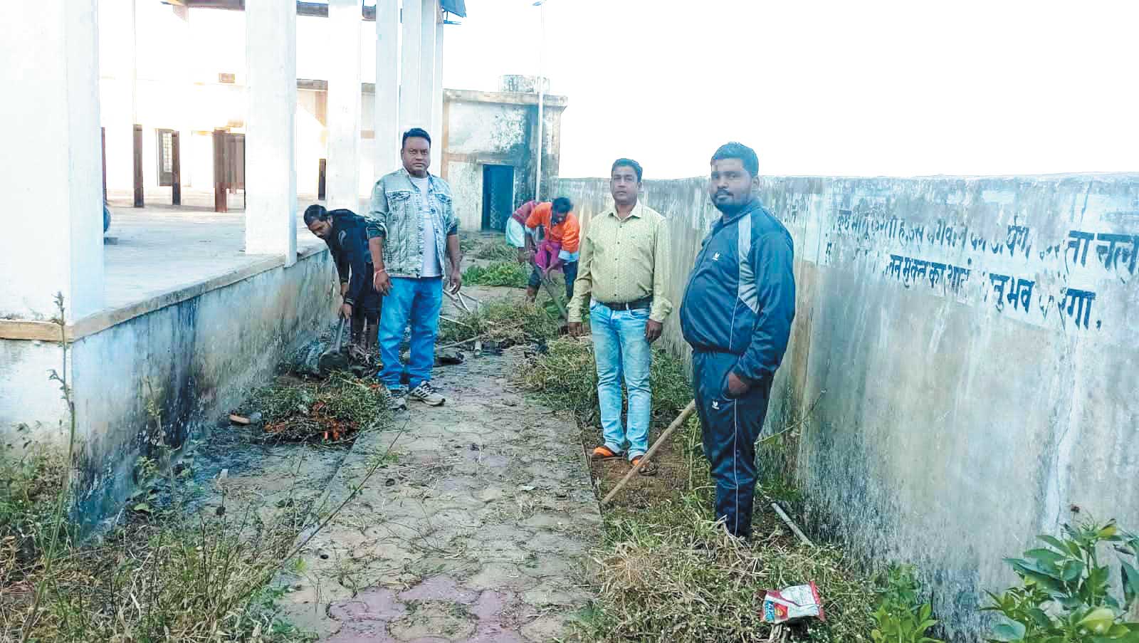 नगर में साफ-सफाई जारी