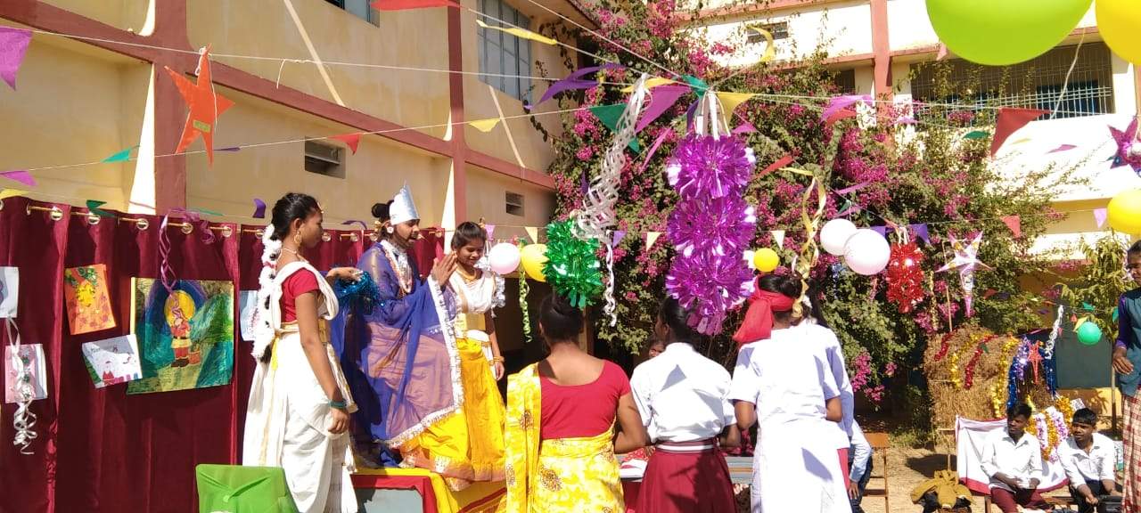 हर्षोल्लास से मना क्रिसमस, विशेष प्रार्थना सभा