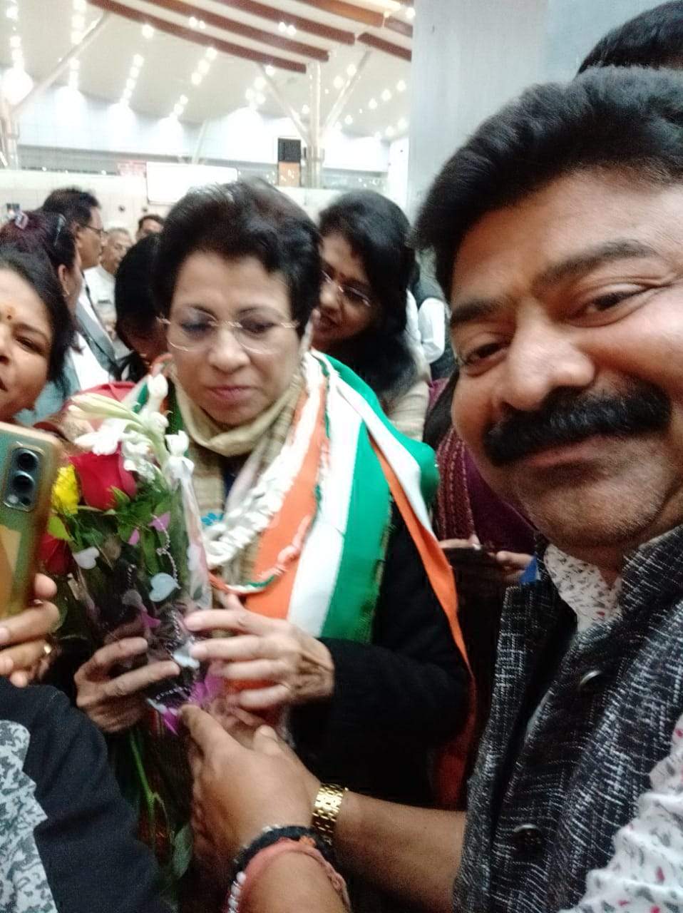 छग प्रभारी शैलजा का मनीष ने किया स्वागत