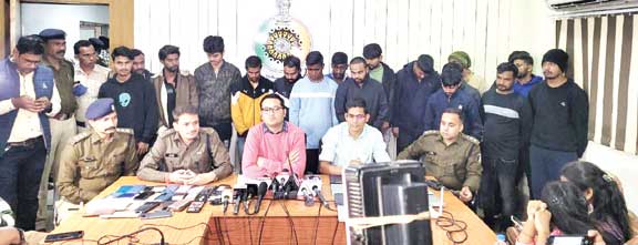 महादेव बुक सट्टा पुलिस को दुबई लिंक की तलाश, 18 सटोरिए दिल्ली, एमपी, यूपी से गिरफ्तार