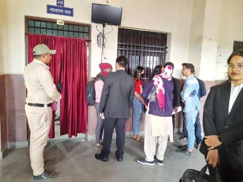 पांच ड्रग पैडलर तीन दिन की रिमांड पर, पुलिस ने दो और लोगों को पकड़ा