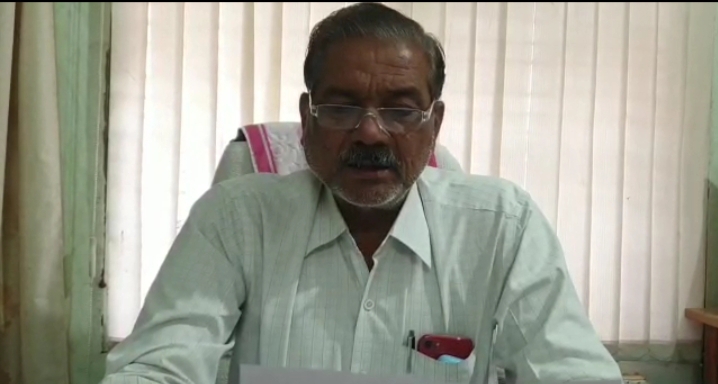 घर-घर जाकर बिजली बकाया वसूली जारी