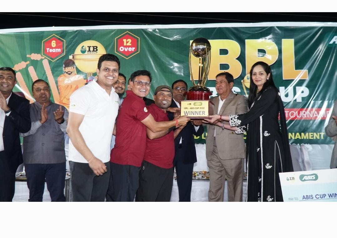 आईबी ग्रुप के अफसरों-कर्मियों ने क्रिकेट और बैडमिंटन में दिखाए जौहर