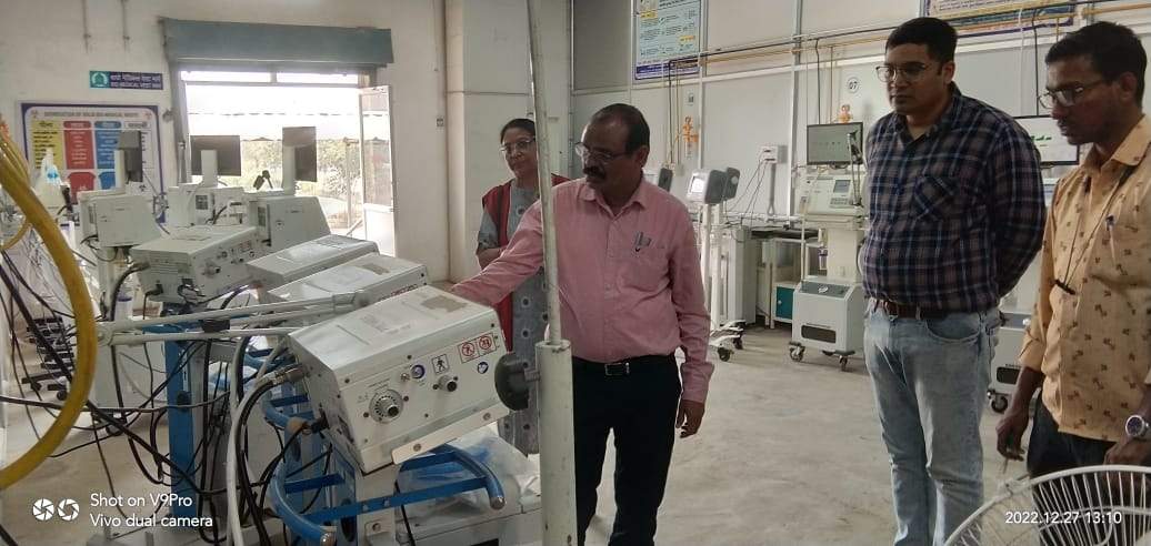 मॉकड्रिल कर तैयारियों को परखा,  कोरोना से लडऩे तैयार है प्रशासन