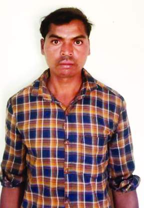 2 ईनामी नक्सली गिरफ्तार