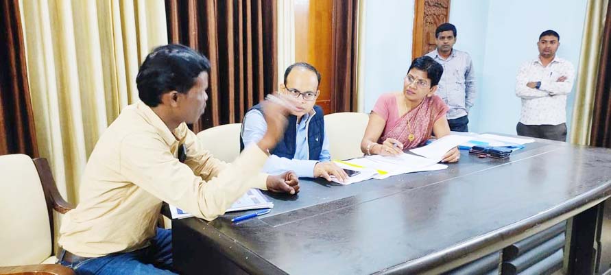 छत्तीसगढ़ राज्य पिछड़ा वर्ग आयोग के सचिव ने की सुनवाई