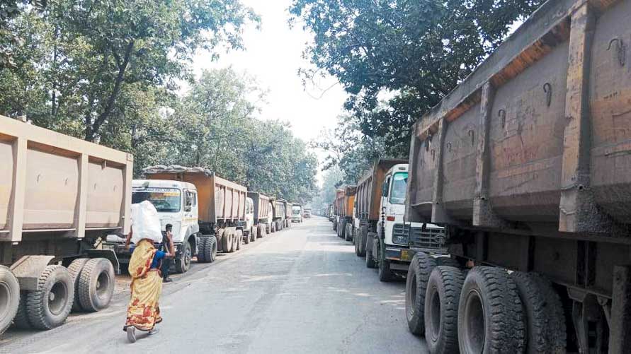 रायगढ़ क्षेत्र के जाम पाली माइंस में गुंडागर्दी चरम पर