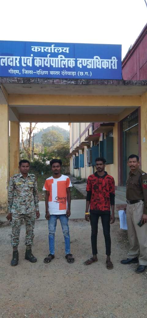 गाली-गलौज कर जान से मारने की धमकी, 2 गिरफ्तार