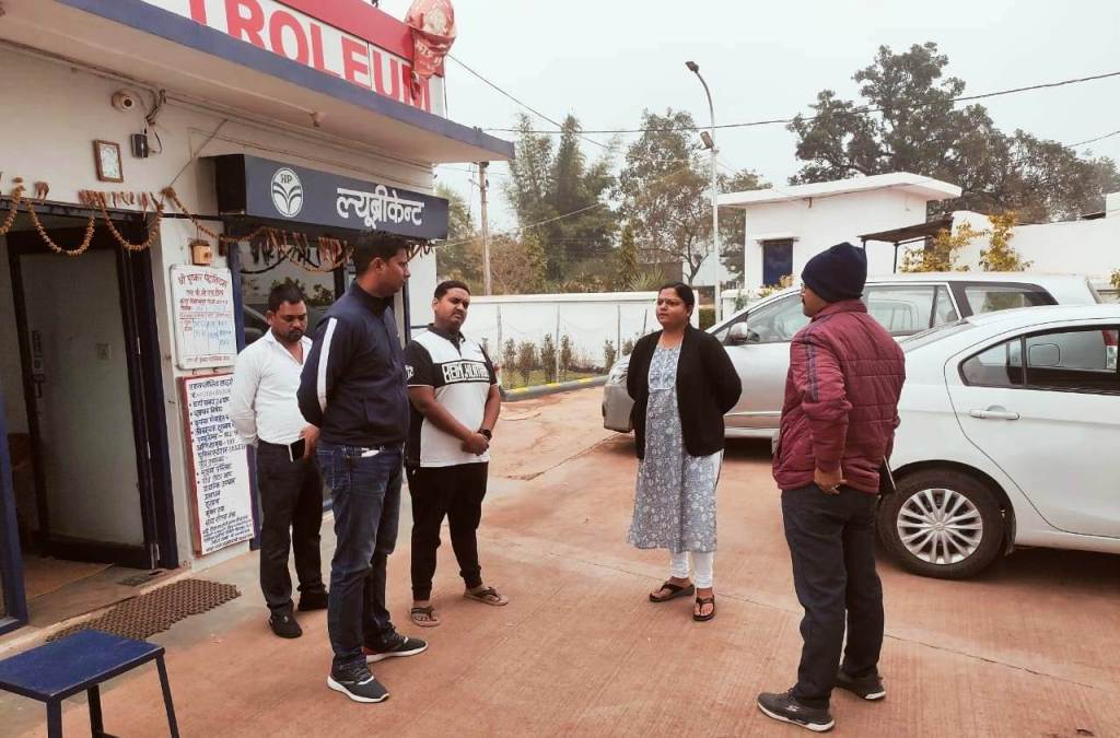 पेट्रोल पंप में फायरिंग करने वालों का सुराग देने पर इनाम की घोषणा