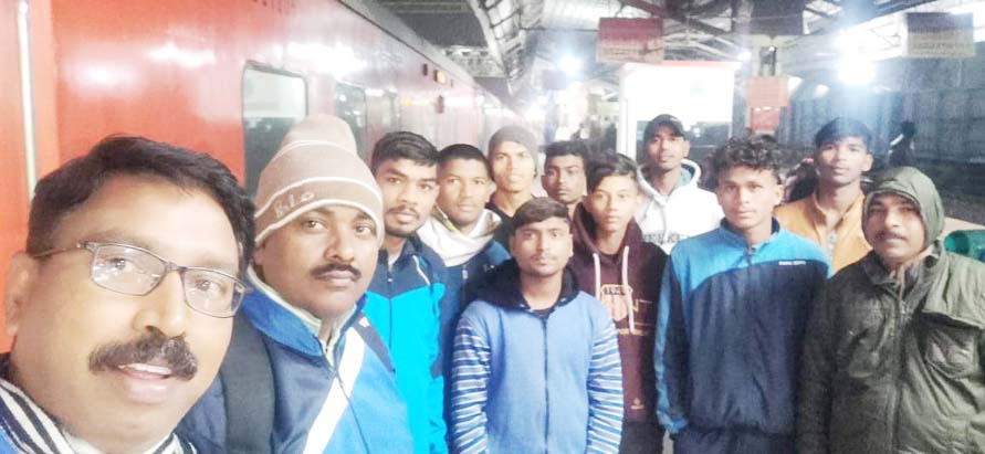 चयनित खिलाड़ी नादेड़ के लिए हुए रवाना चयनित खिलाड़ी नादेड़ के लिए हुए रवाना
