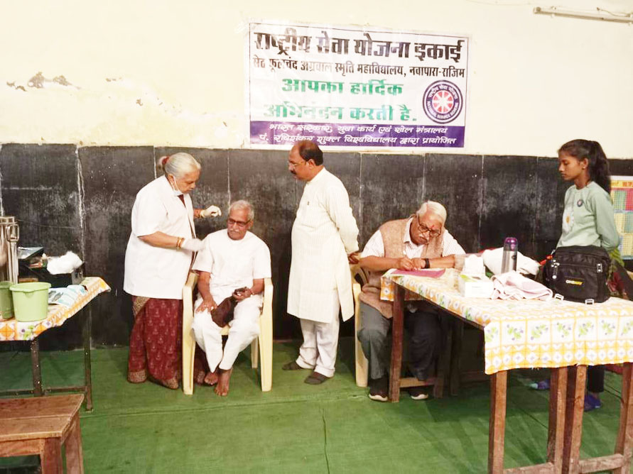 दंत रोगों के प्रति जागरूकता कम-डॉ.सरोज दंत रोगों के प्रति जागरूकता कम-डॉ.सरोज