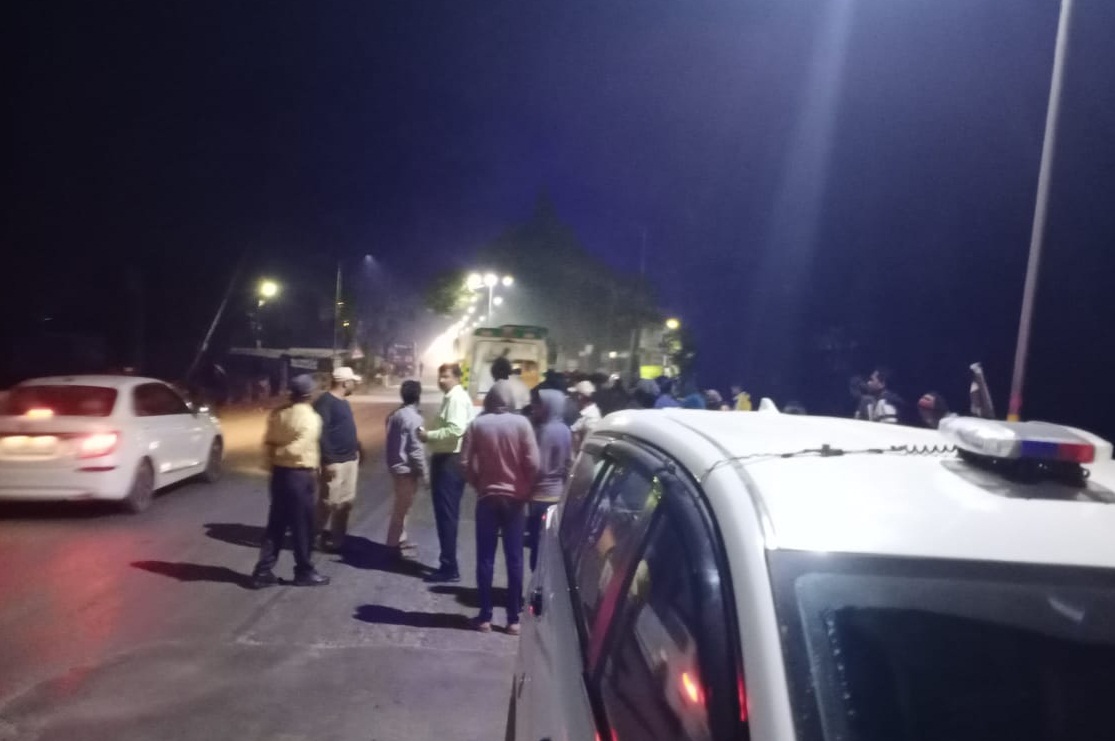 ढाबा से खाना खाकर लौट रहे बैंक मैनेजर की दुर्घटना में मौत